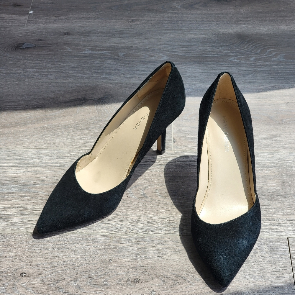 Marc Fischer Tuscany bkack suede heels 8.5
